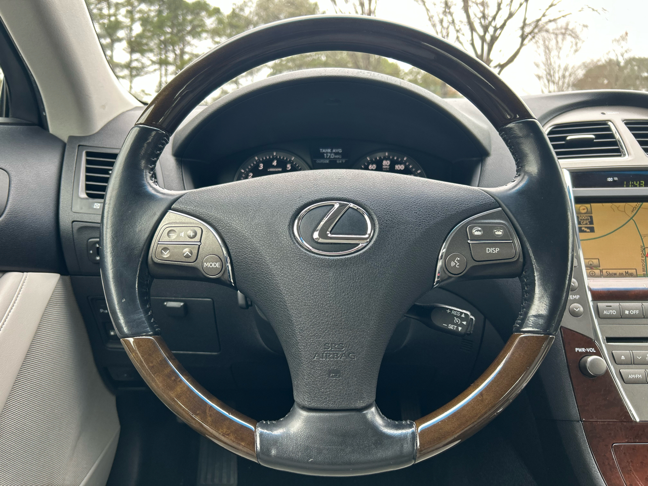 Lexus ES 350 4dr Sdn 2011