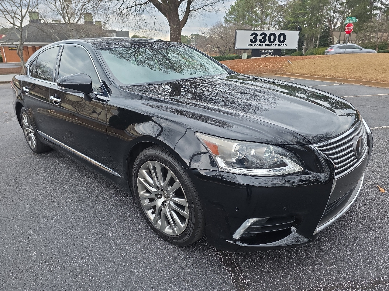 Lexus LS 460 4dr Sdn RWD 2013