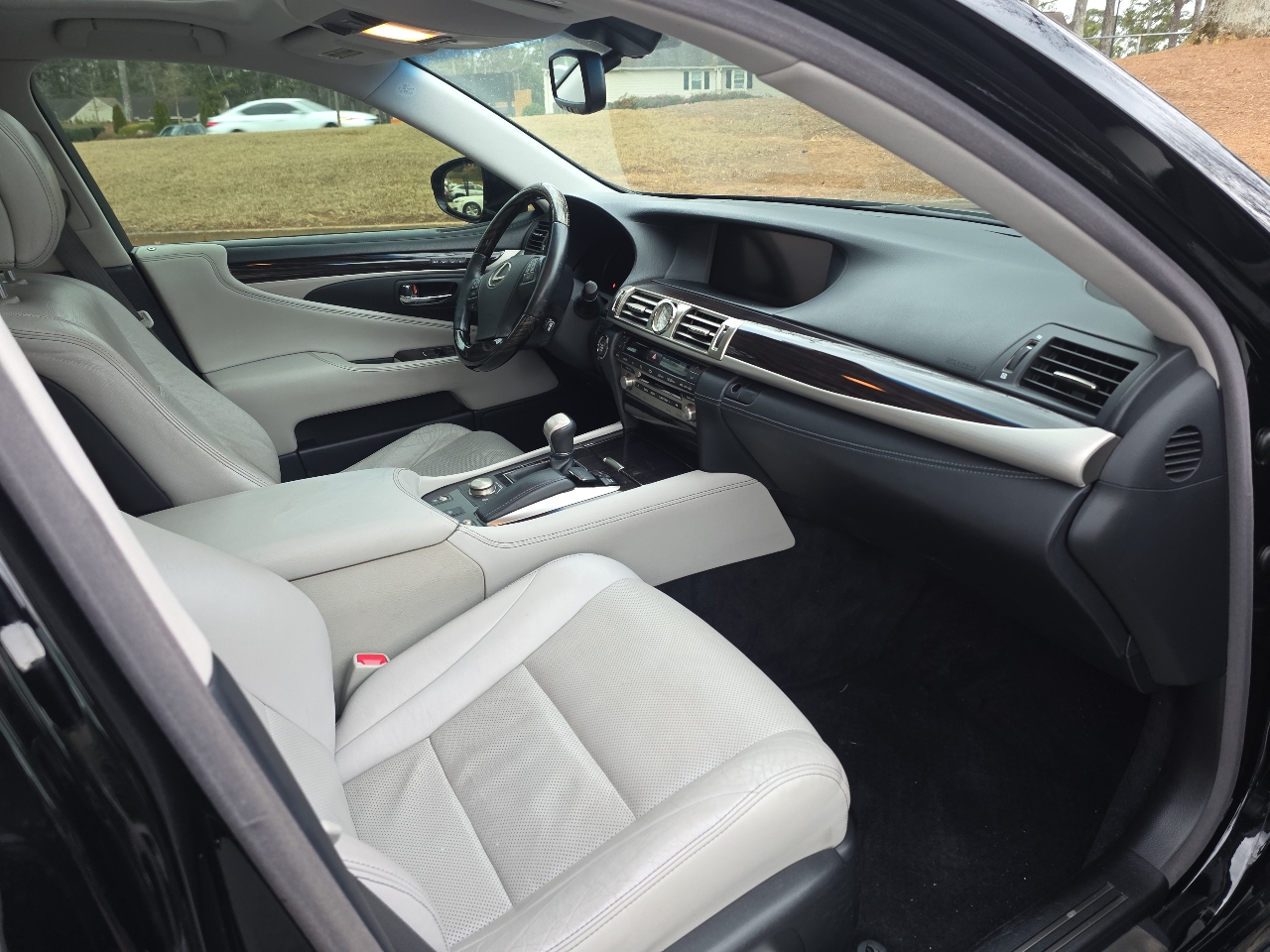 Lexus LS 460 4dr Sdn RWD 2013