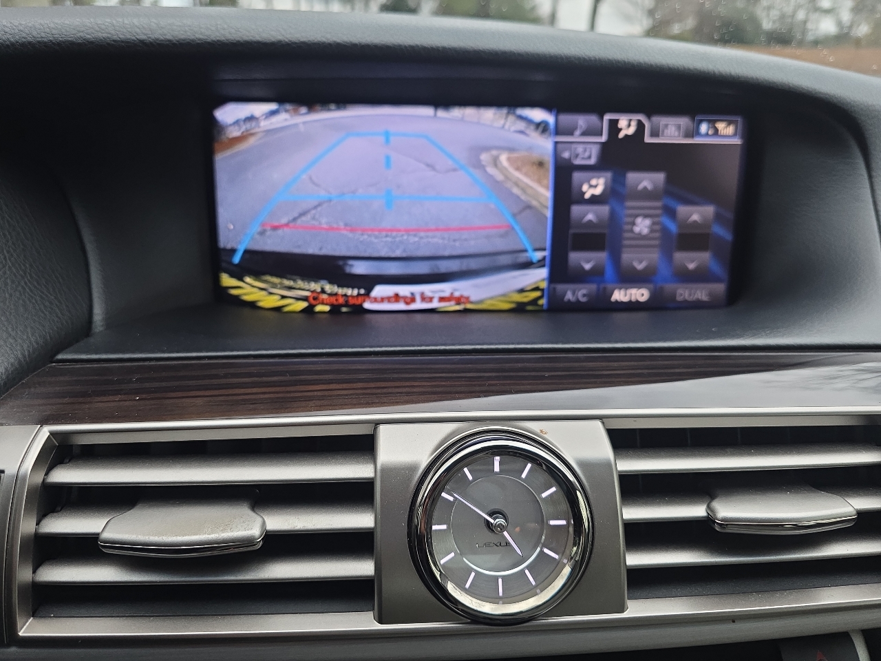 Lexus LS 460 4dr Sdn RWD 2013