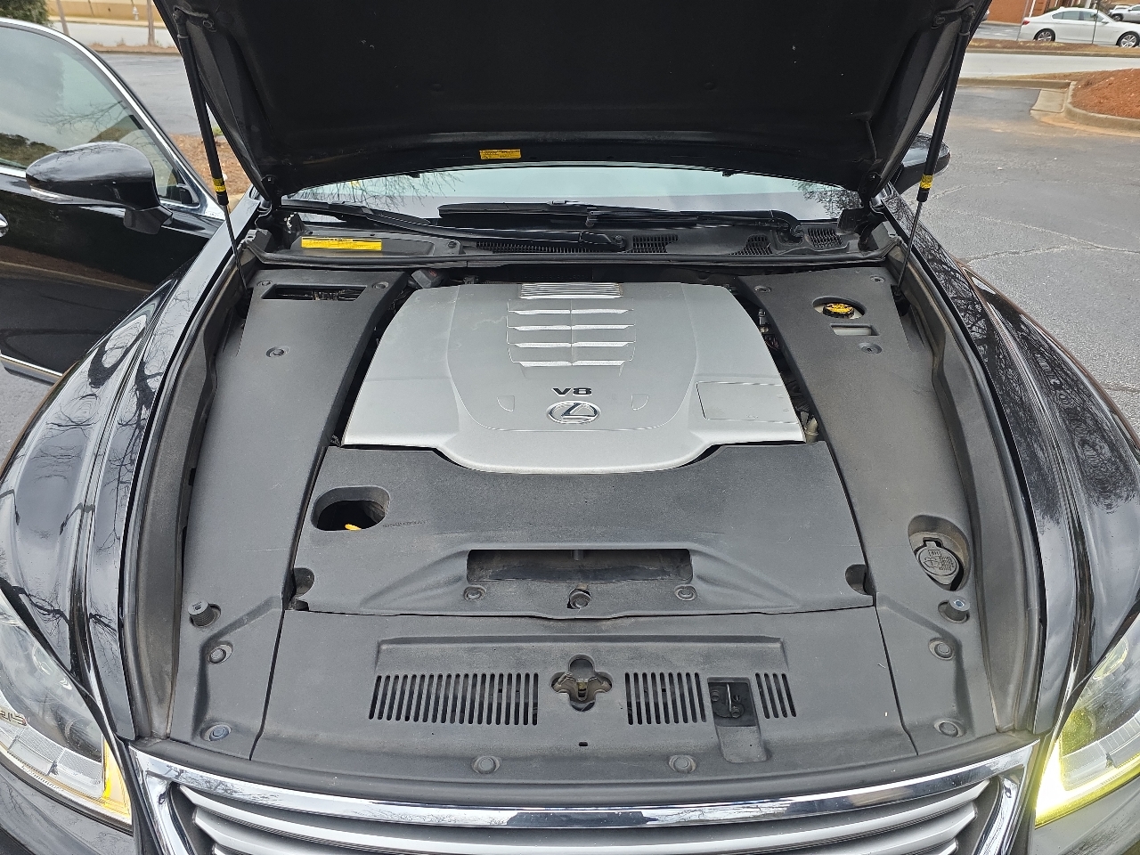 Lexus LS 460 4dr Sdn RWD 2013