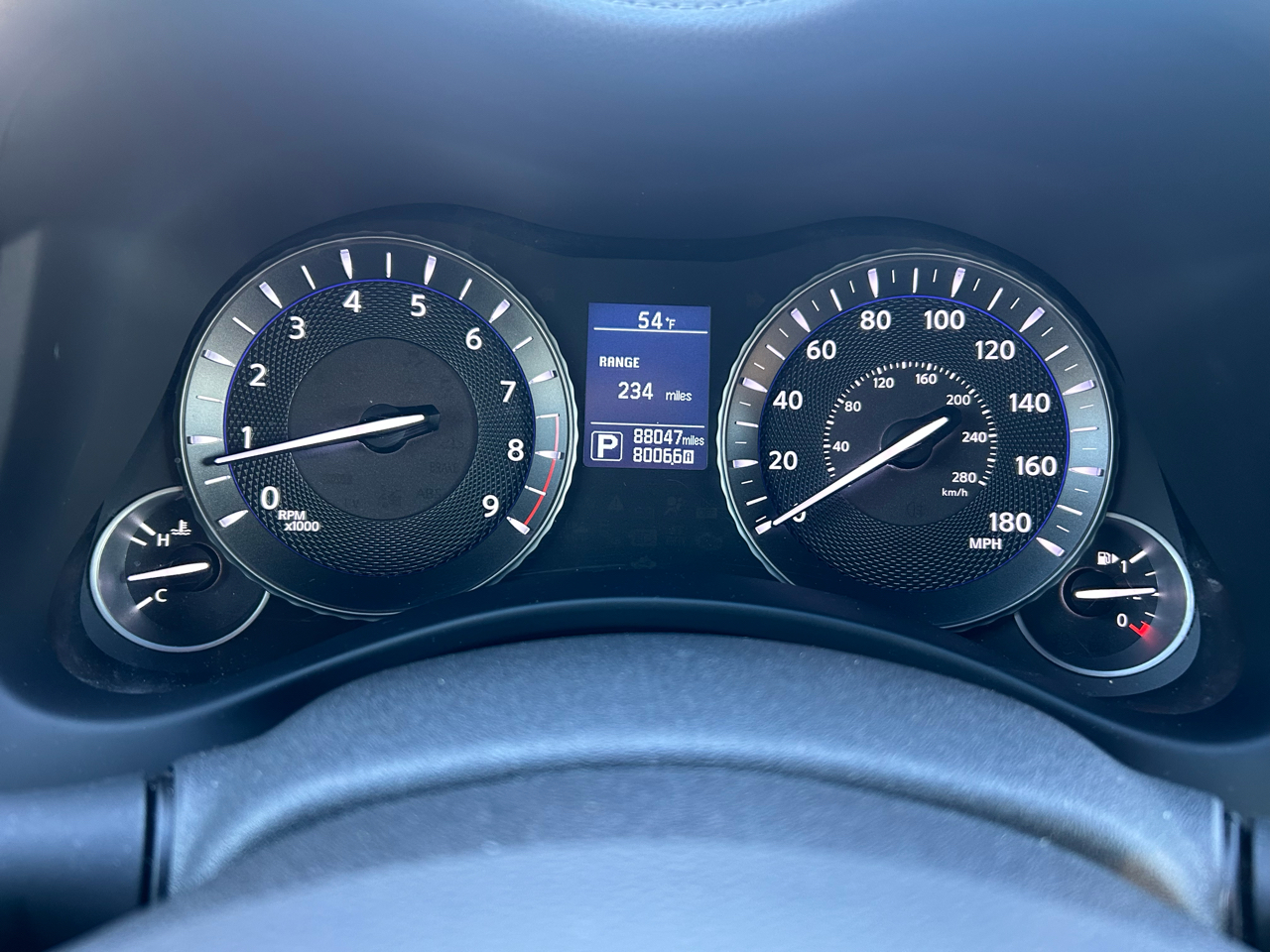 Infiniti Q70 3.7 RWD 2016