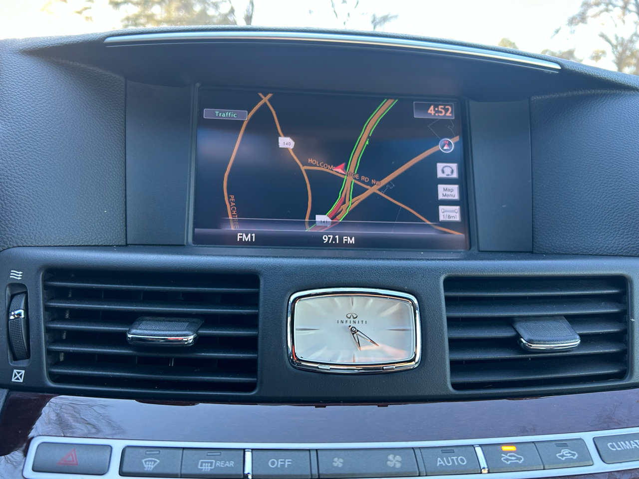 Infiniti Q70 3.7 RWD 2016