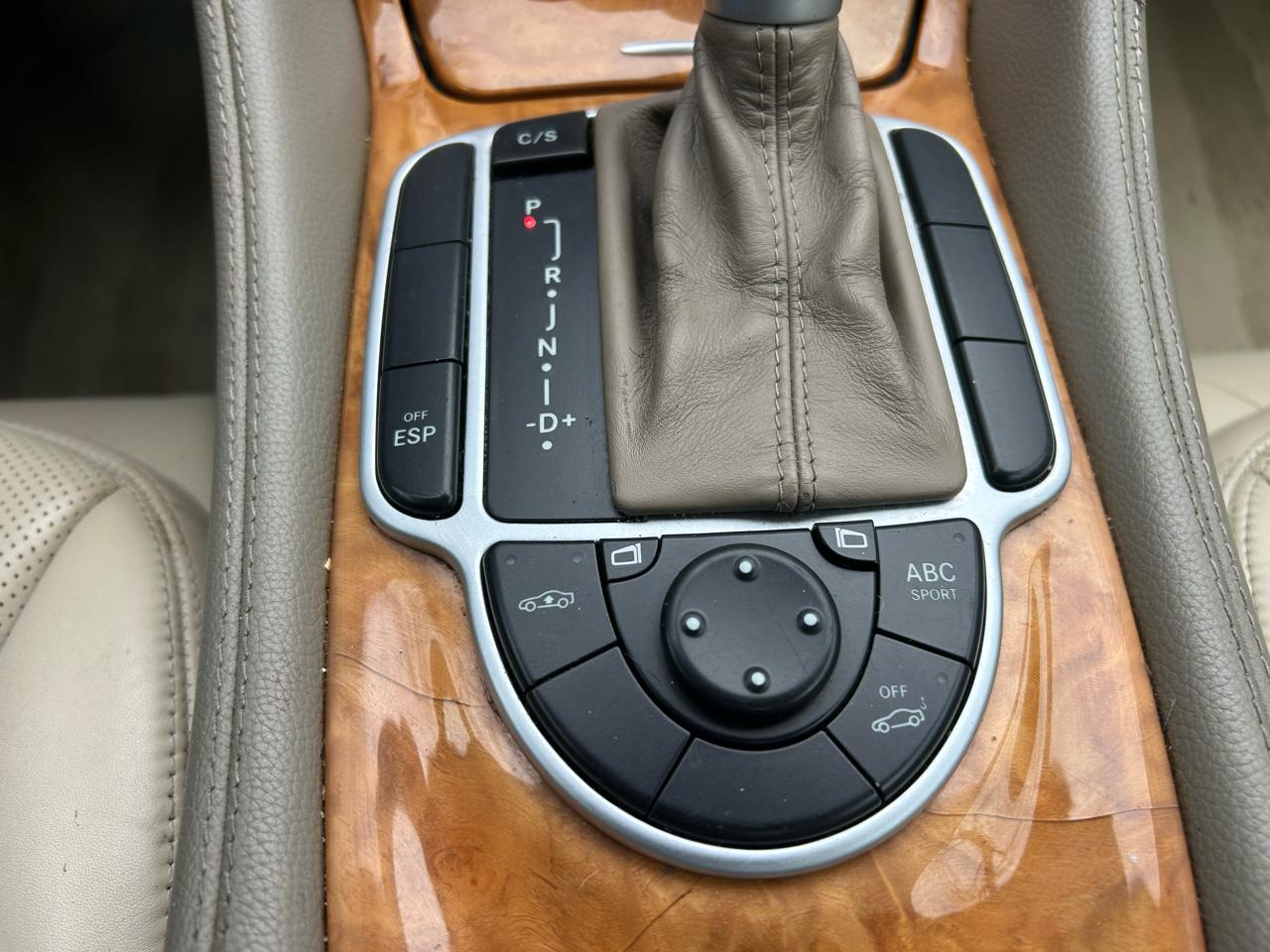 Mercedes-Benz SL-Class 2dr Roadster 5.5L V8 2008