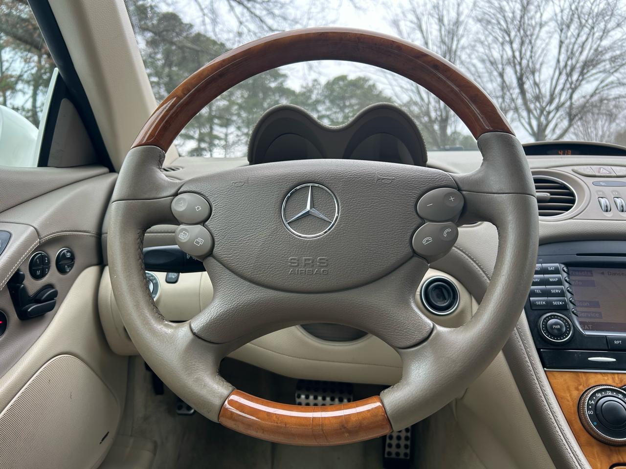 Mercedes-Benz SL-Class 2dr Roadster 5.5L V8 2008