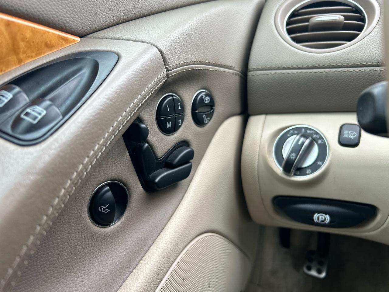 Mercedes-Benz SL-Class 2dr Roadster 5.5L V8 2008