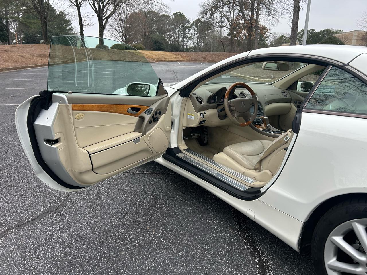 Mercedes-Benz SL-Class 2dr Roadster 5.5L V8 2008