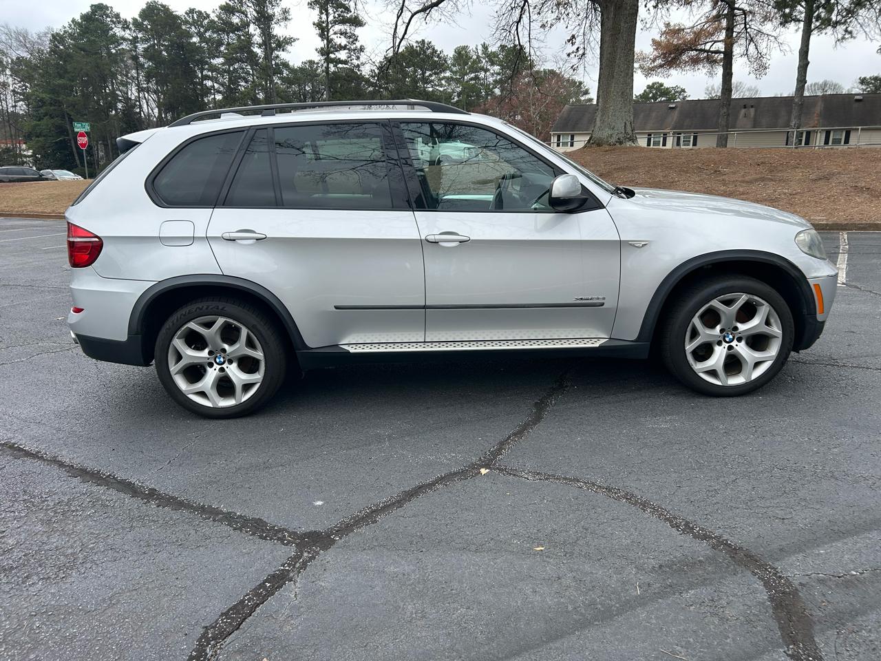 BMW X5 AWD 4dr xDrive35i Sport Activity 2011