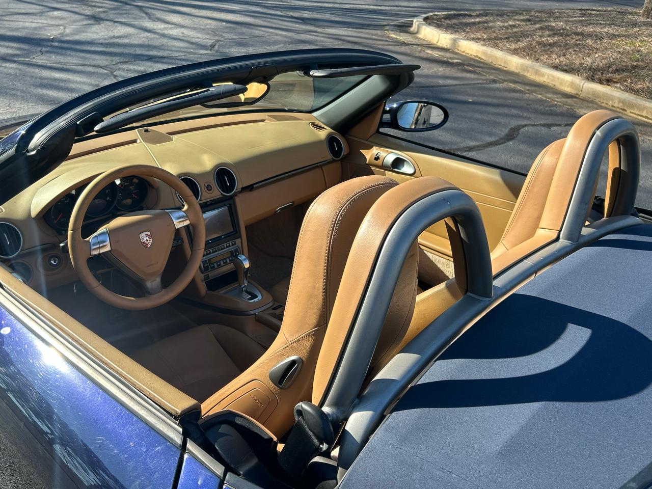 Porsche Boxster 2dr Roadster 2007