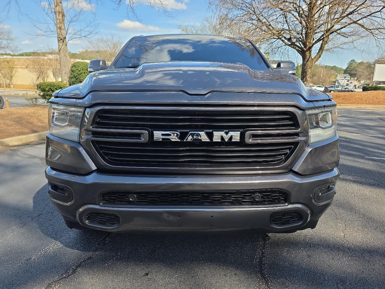 RAM 1500 Laramie 4x4 Crew Cab 5'7" Box 2021