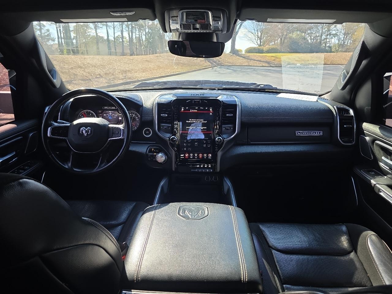 RAM 1500 Laramie 4x4 Crew Cab 5'7" Box 2021