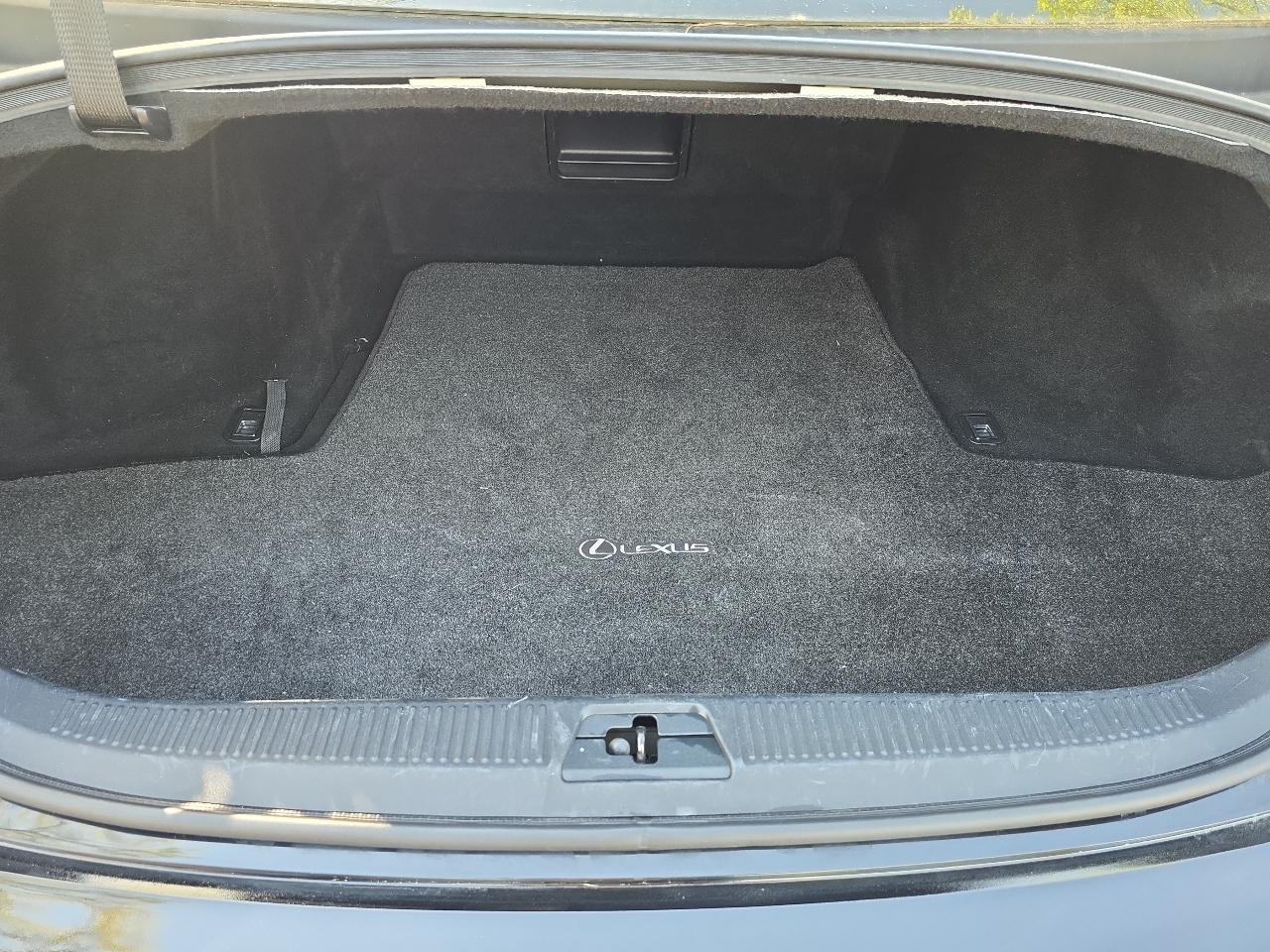 Lexus GS 350 4dr Sdn RWD 2010