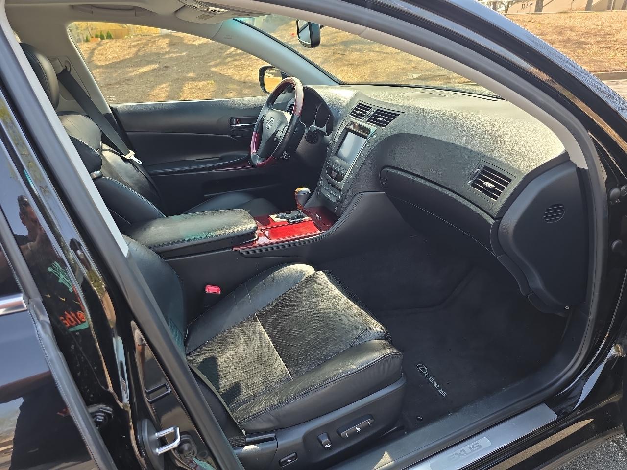 Lexus GS 350 4dr Sdn RWD 2010