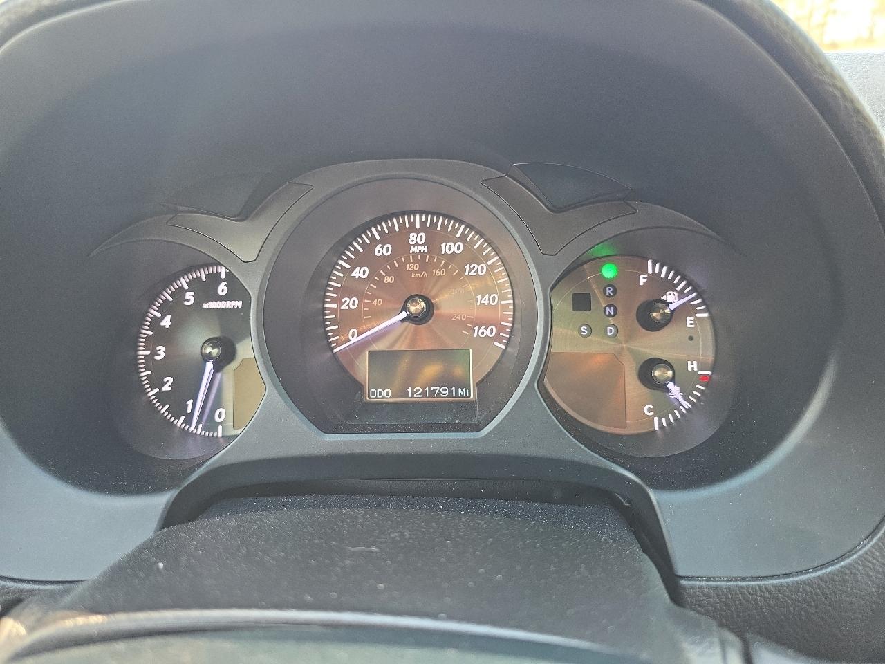 Lexus GS 350 4dr Sdn RWD 2010