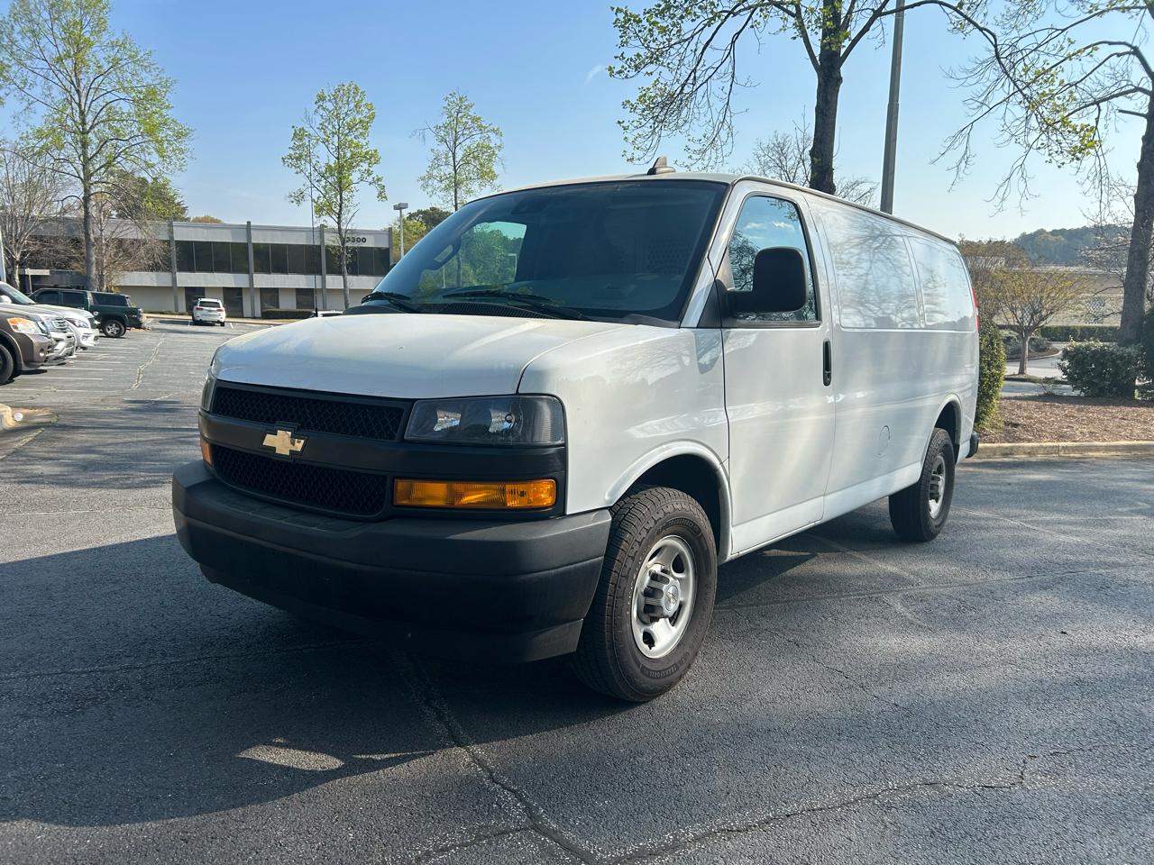 Chevrolet Express Cargo Van RWD 2500 135" 2020