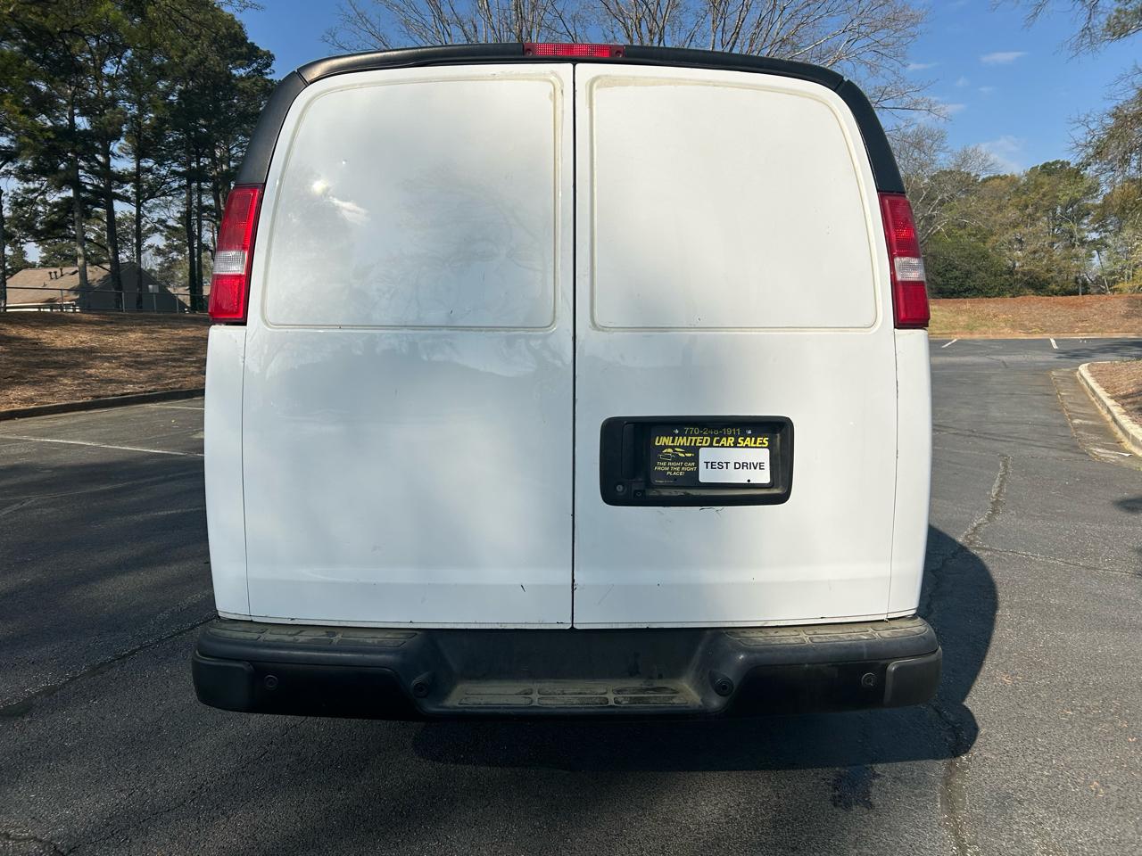 Chevrolet Express Cargo Van RWD 2500 135" 2020