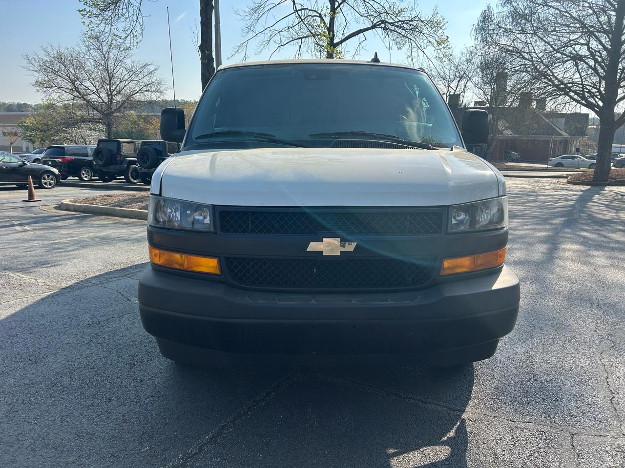 Chevrolet Express Cargo Van RWD 2500 135" 2020