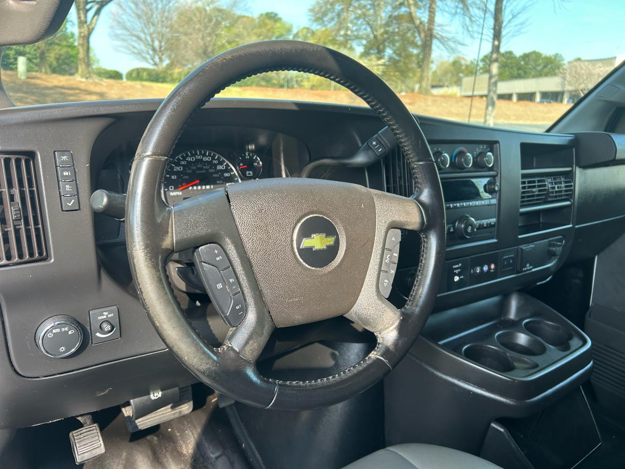 Chevrolet Express Cargo Van RWD 2500 135" 2020