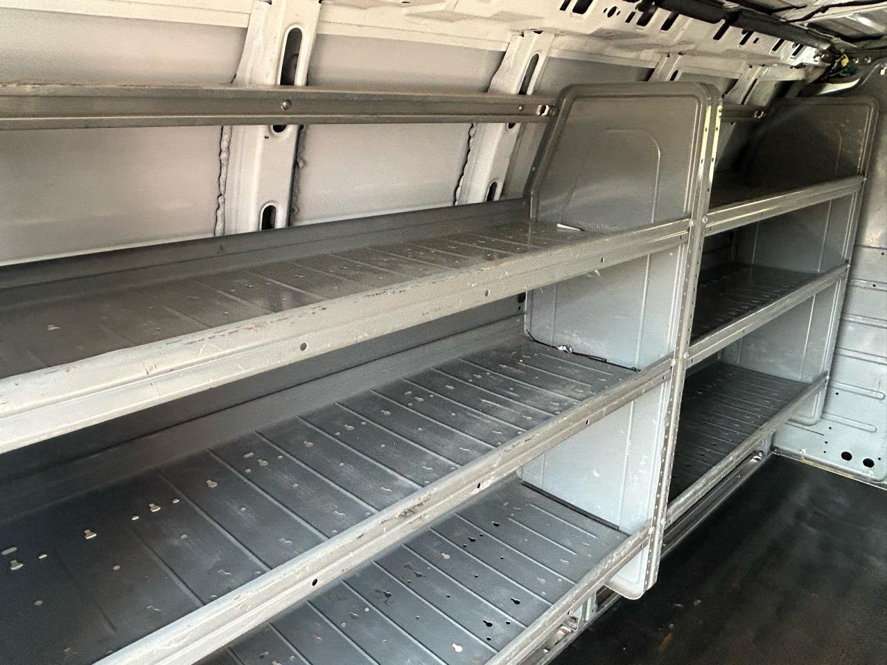 Chevrolet Express Cargo Van RWD 2500 135" 2020