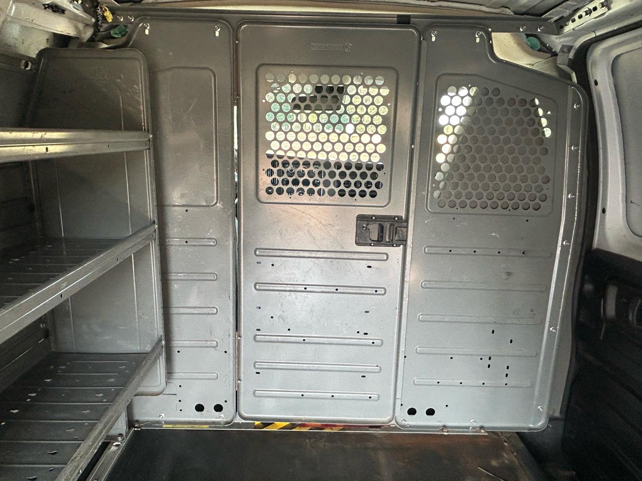 Chevrolet Express Cargo Van RWD 2500 135" 2020