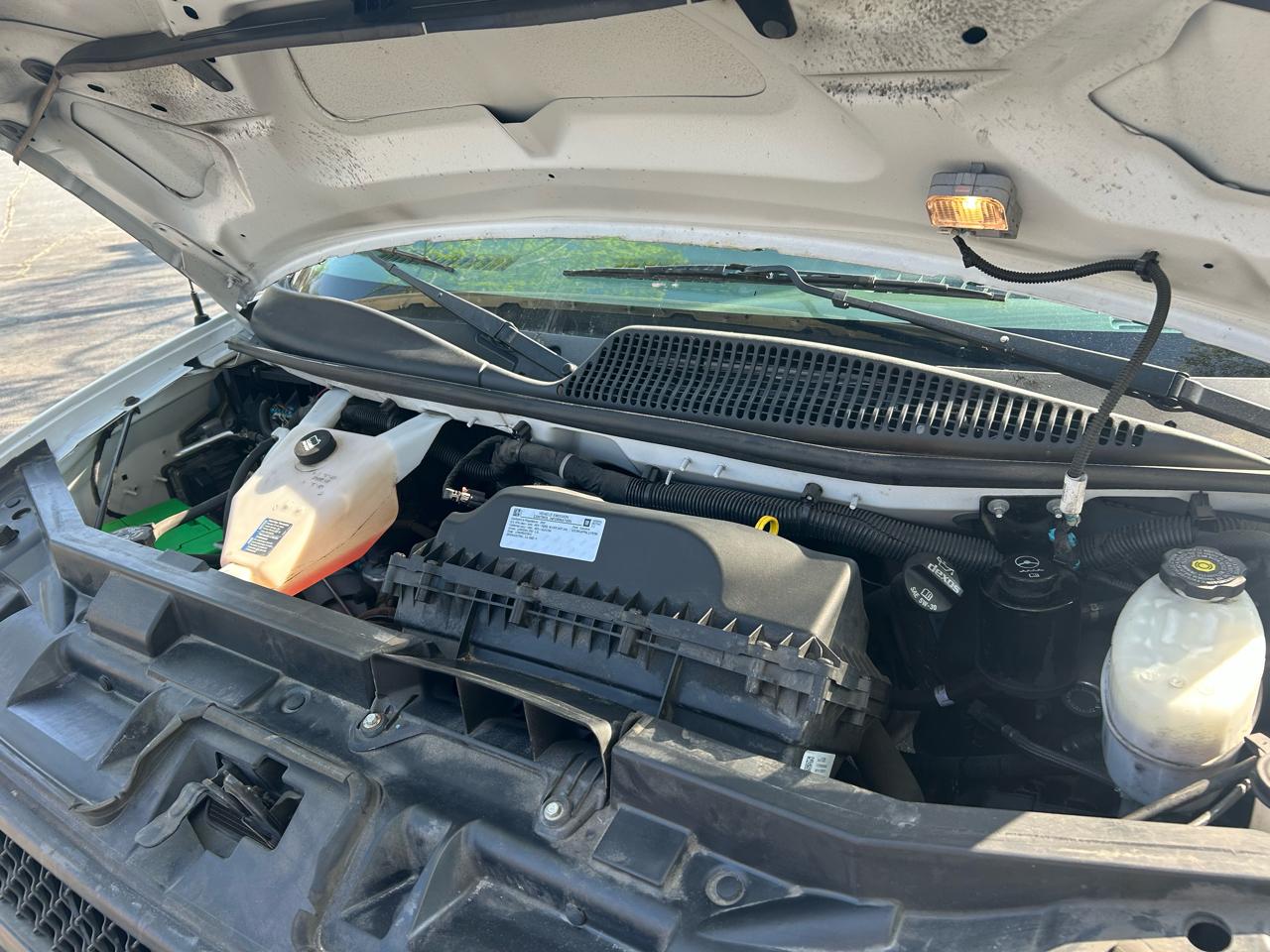 Chevrolet Express Cargo Van RWD 2500 135" 2020