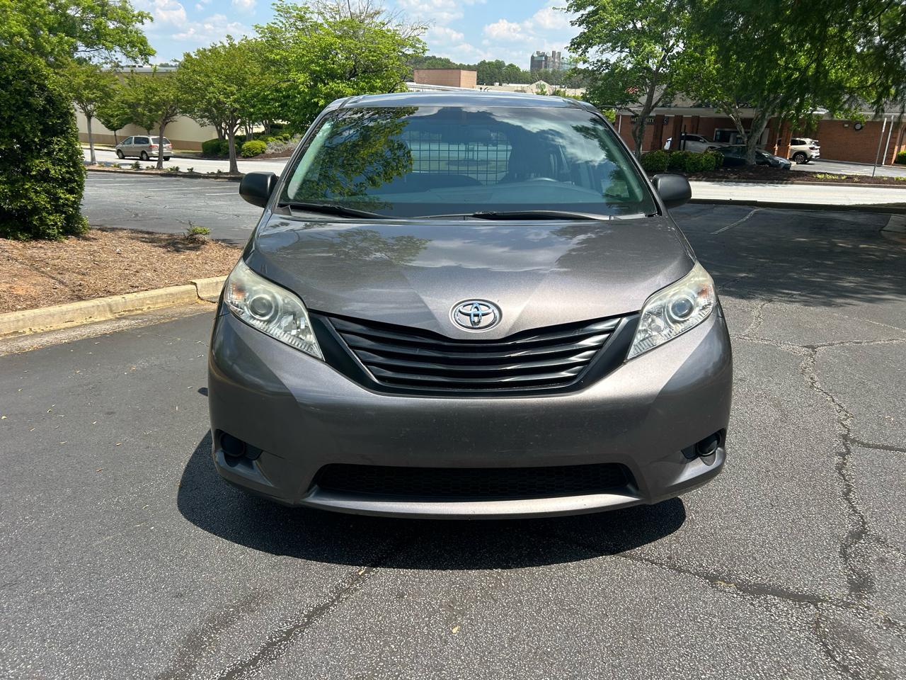 Toyota Sienna L FWD 7-Passenger (Natl) 2017