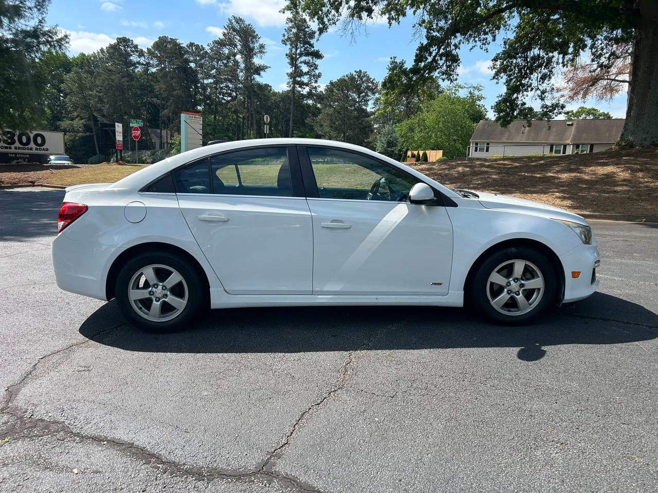 Chevrolet Cruze Limited 4dr Sdn Auto LT w/1LT 2016
