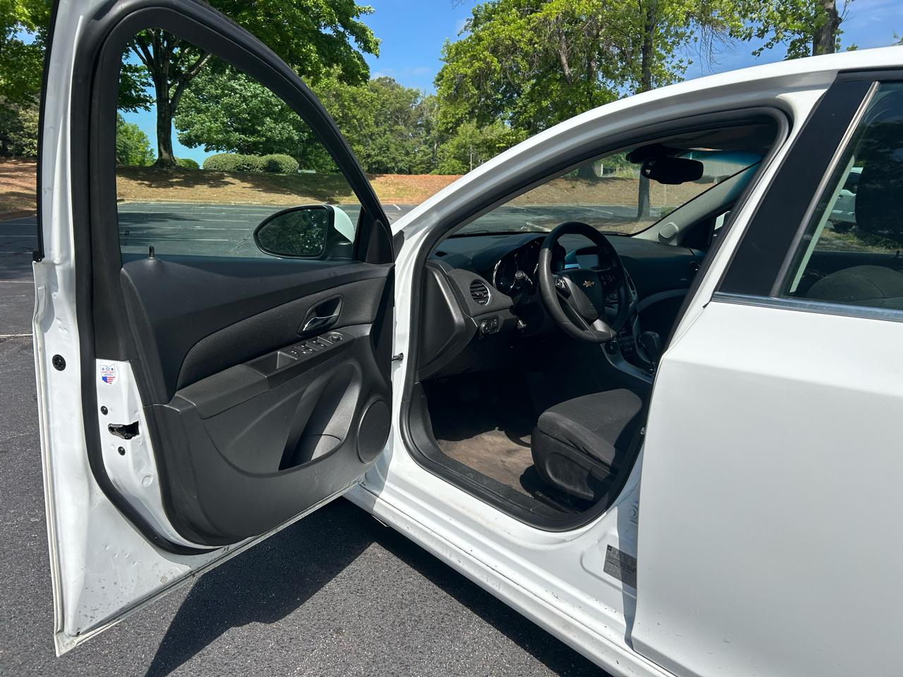 Chevrolet Cruze Limited 4dr Sdn Auto LT w/1LT 2016