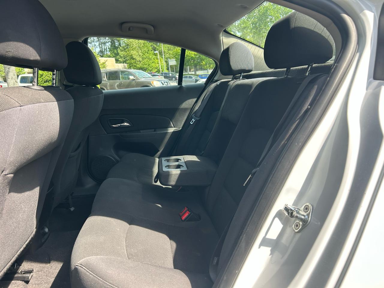 Chevrolet Cruze Limited 4dr Sdn Auto LT w/1LT 2016