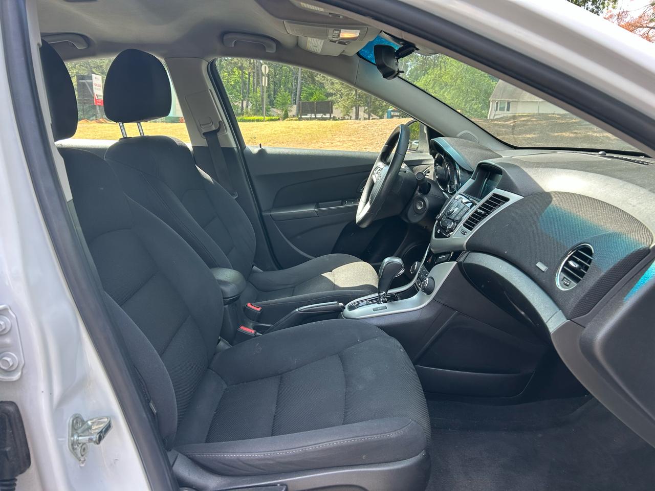 Chevrolet Cruze Limited 4dr Sdn Auto LT w/1LT 2016