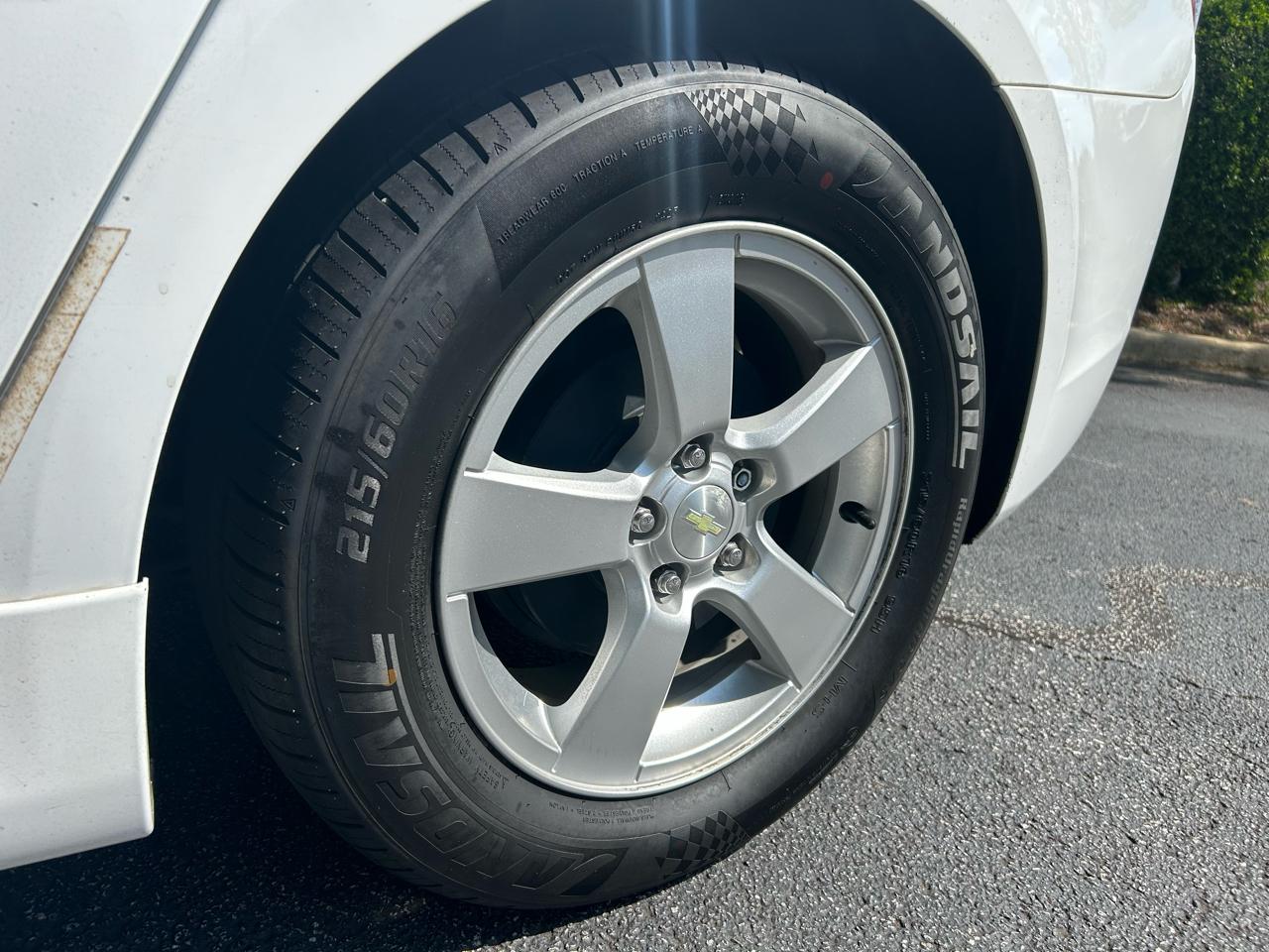 Chevrolet Cruze Limited 4dr Sdn Auto LT w/1LT 2016