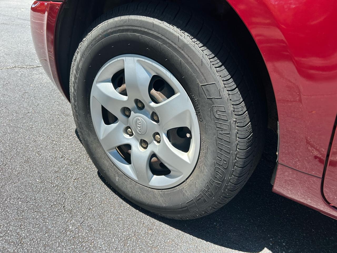 Kia Sedona 4dr LWB LX 2009
