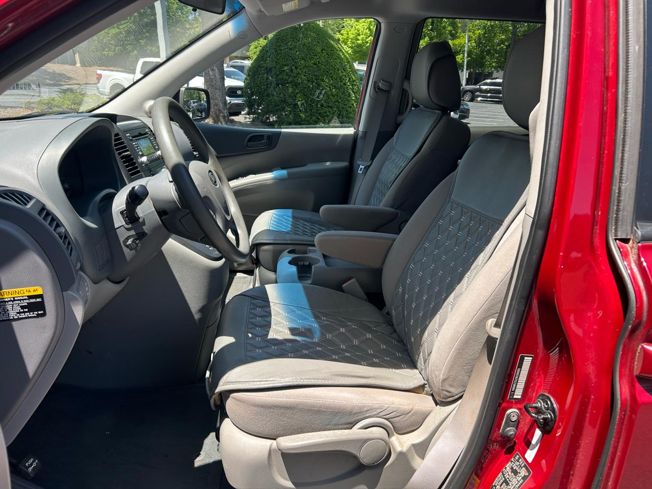 Kia Sedona 4dr LWB LX 2009