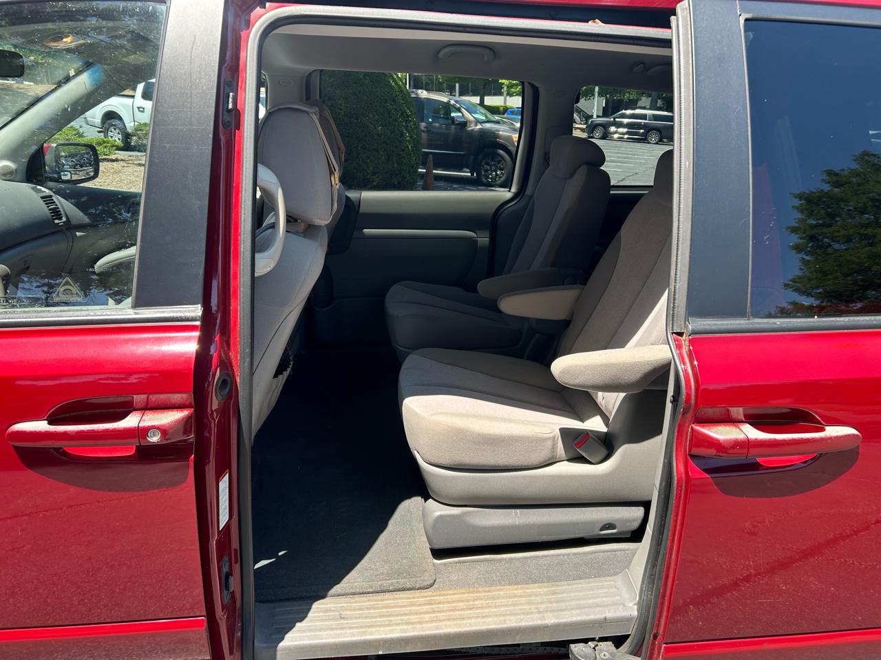 Kia Sedona 4dr LWB LX 2009