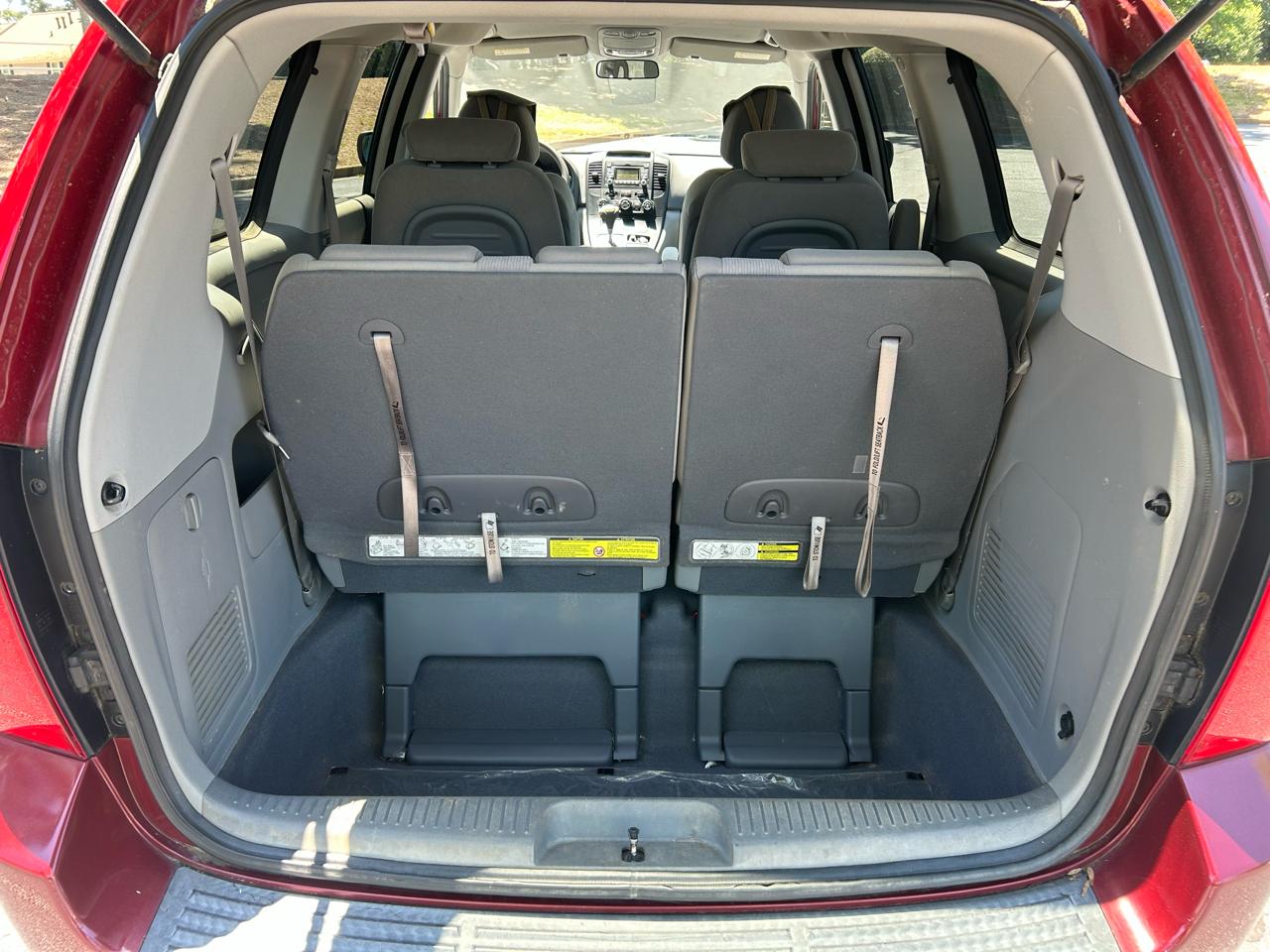 Kia Sedona 4dr LWB LX 2009