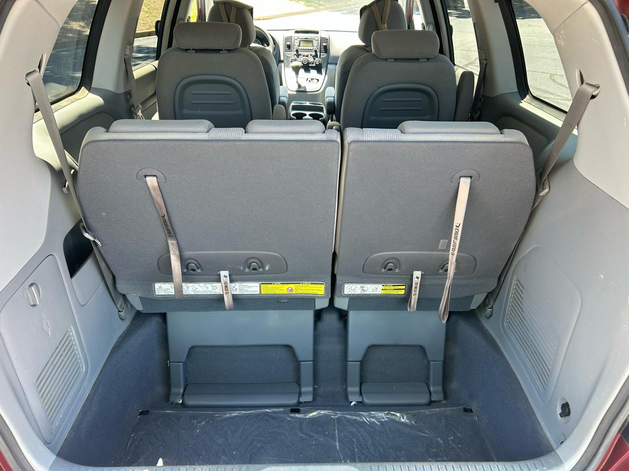 Kia Sedona 4dr LWB LX 2009