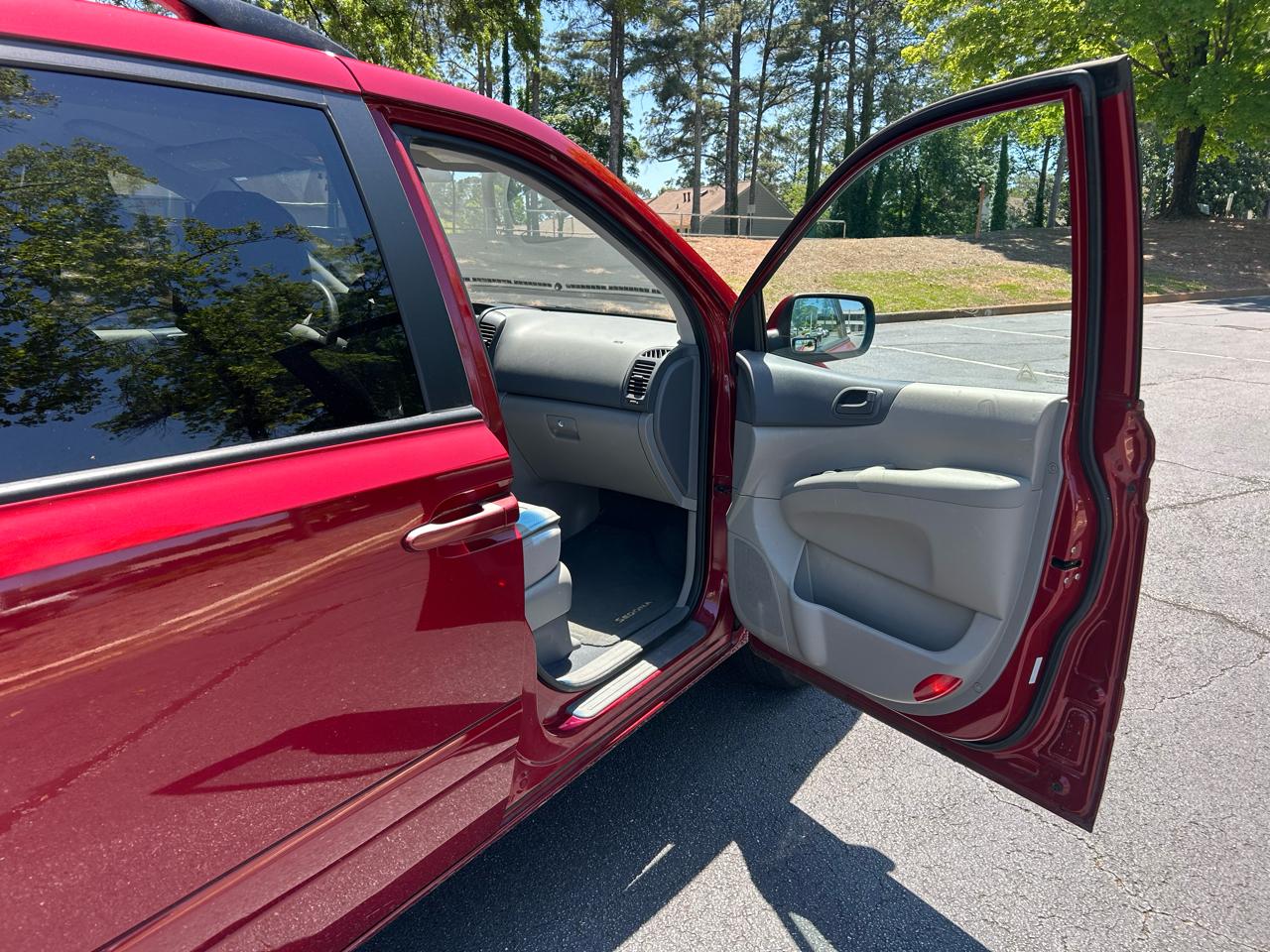 Kia Sedona 4dr LWB LX 2009