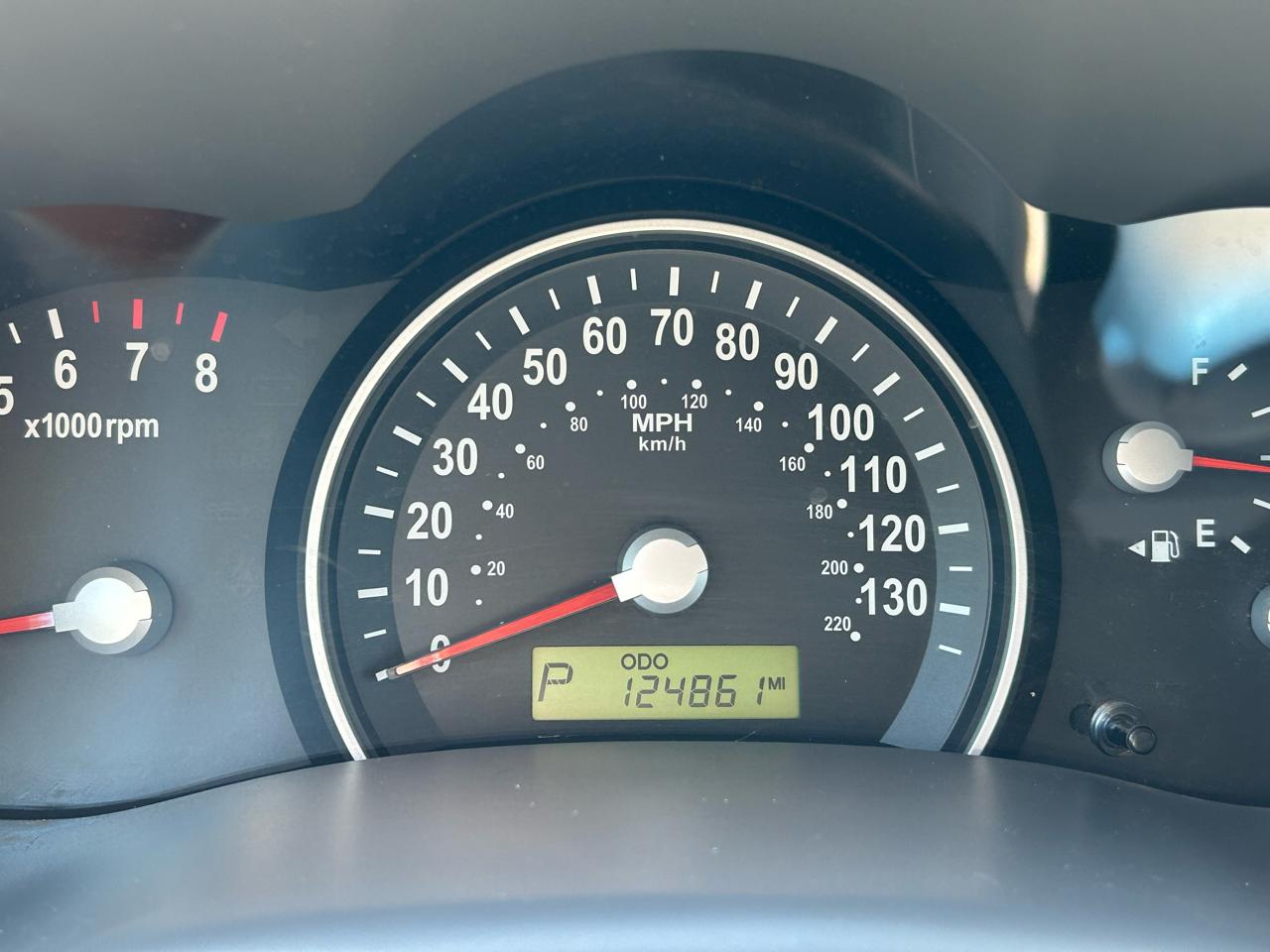 Kia Sedona 4dr LWB LX 2009