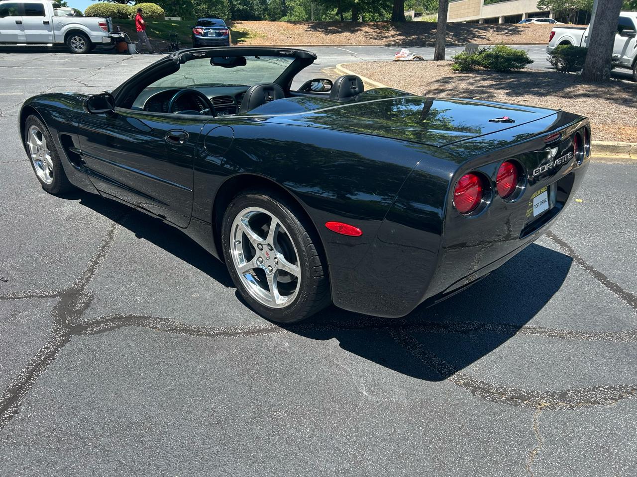 Chevrolet Corvette 2dr Convertible 2002