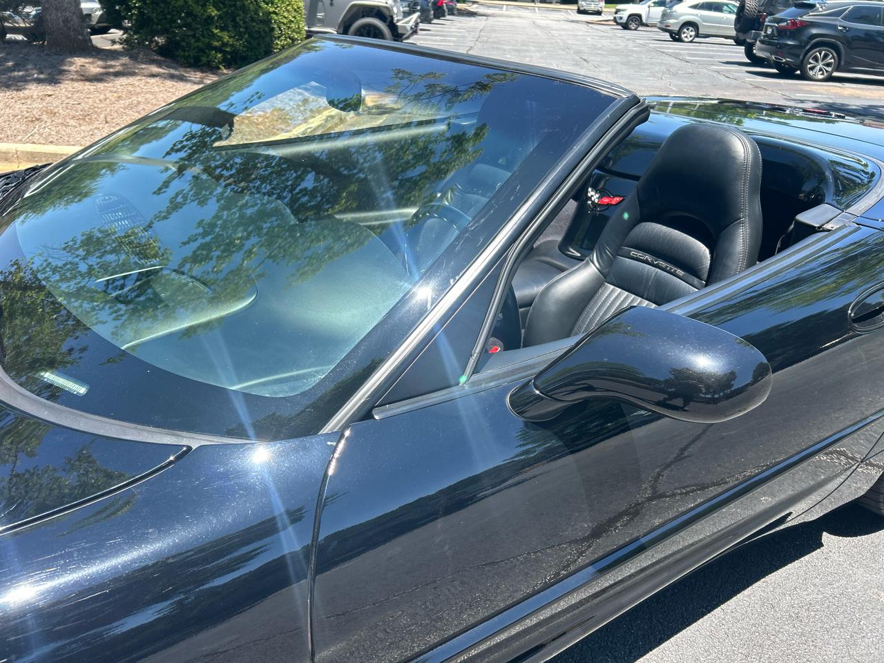 Chevrolet Corvette 2dr Convertible 2002