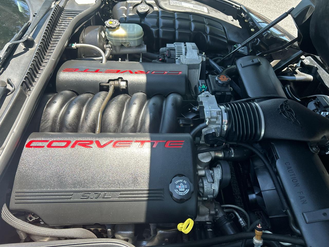 Chevrolet Corvette 2dr Convertible 2002