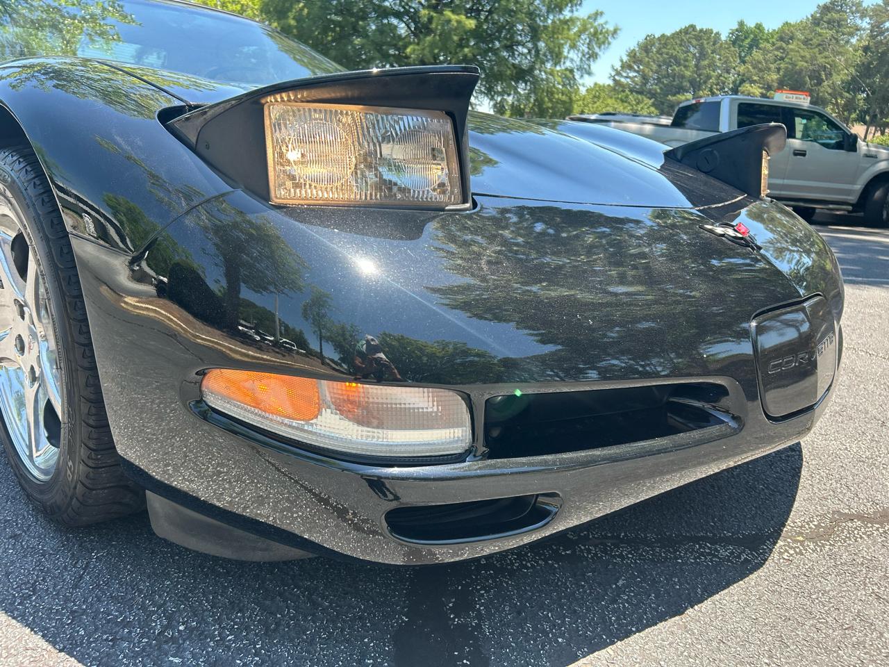 Chevrolet Corvette 2dr Convertible 2002