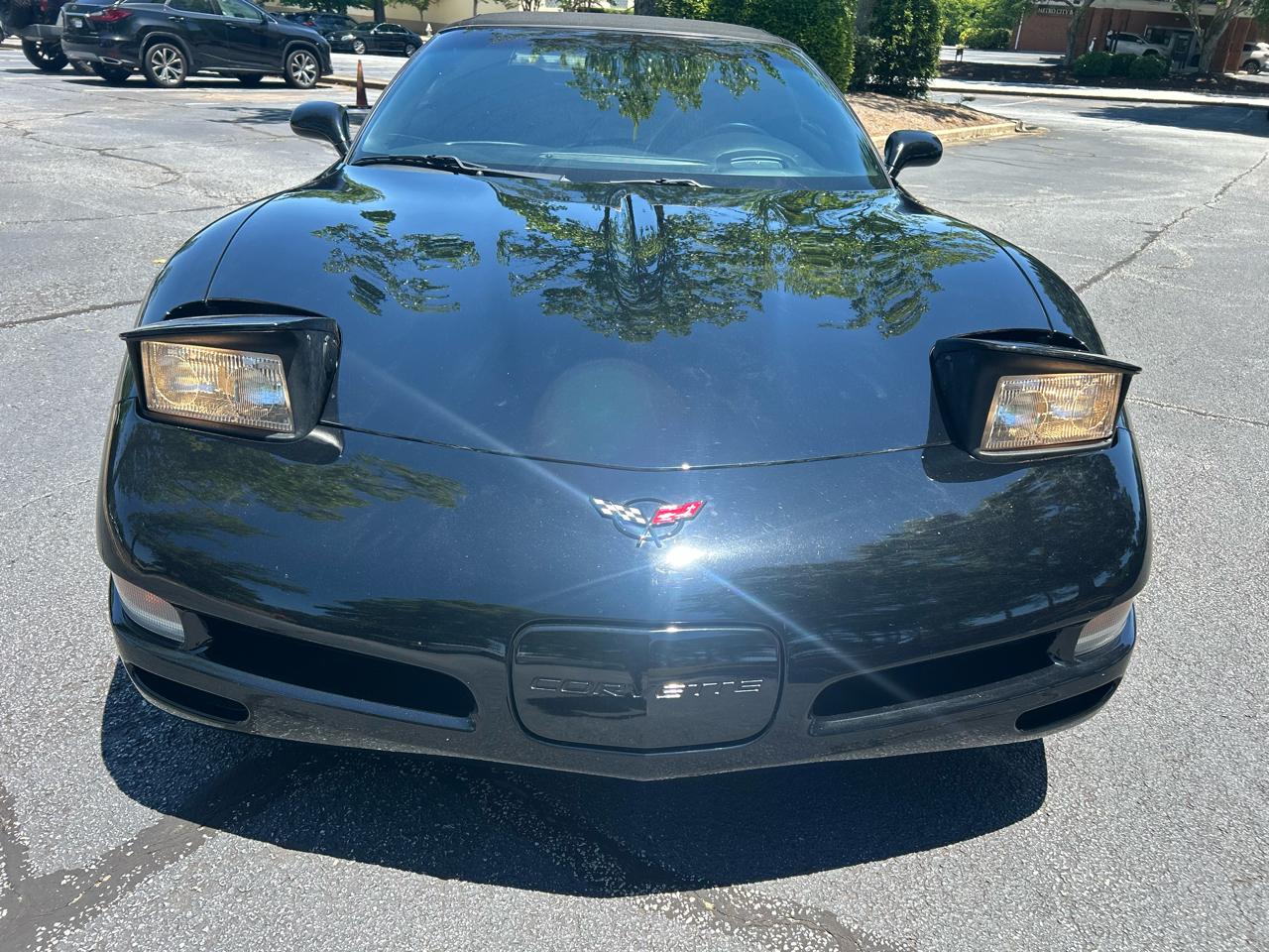 Chevrolet Corvette 2dr Convertible 2002