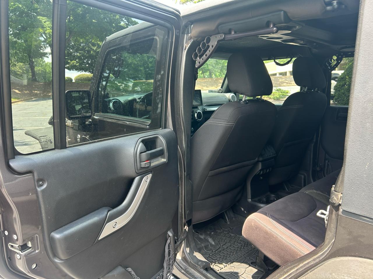 Jeep Wrangler Unlimited 4WD 4dr Rubicon 2014