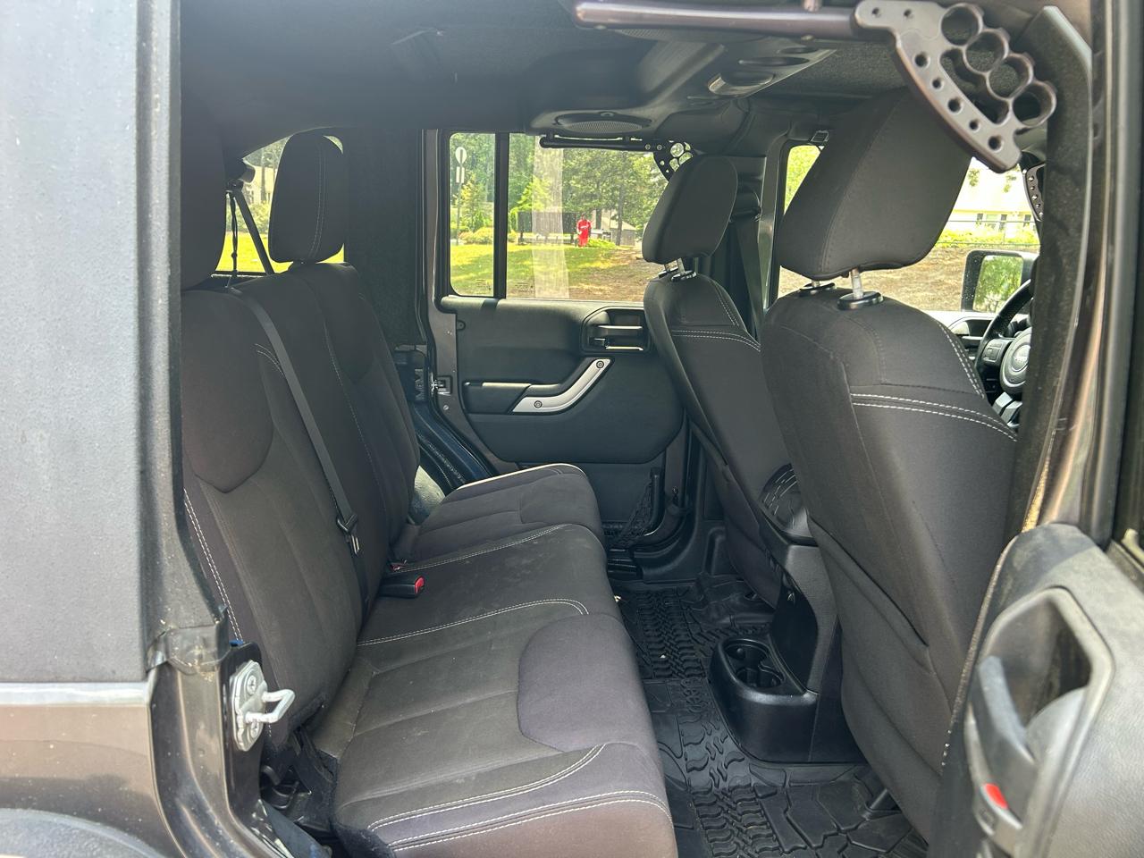 Jeep Wrangler Unlimited 4WD 4dr Rubicon 2014
