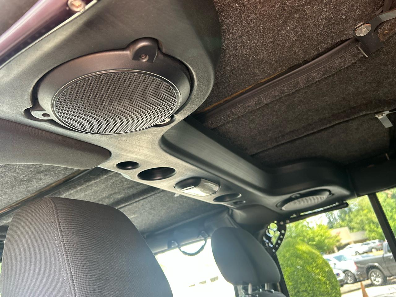 Jeep Wrangler Unlimited 4WD 4dr Rubicon 2014