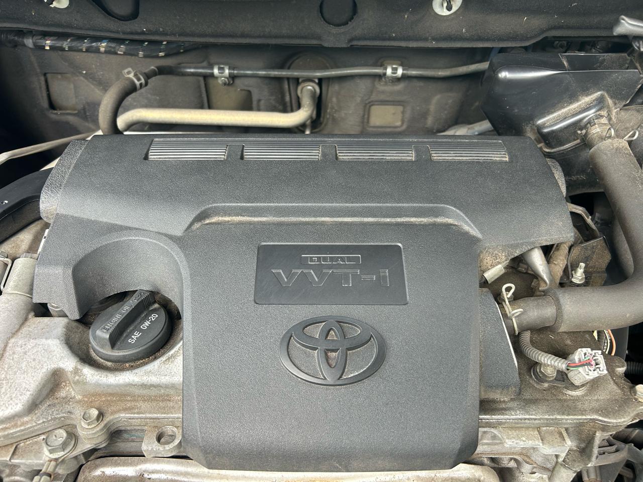 Toyota RAV4 XLE FWD (Natl) 2017