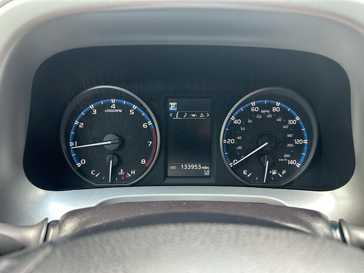 Toyota RAV4 XLE FWD (Natl) 2017