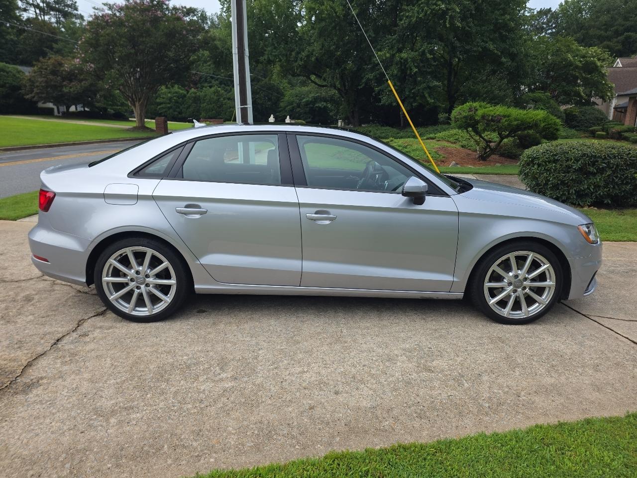 Audi A3 4dr Sdn FWD 1.8T Premium 2016