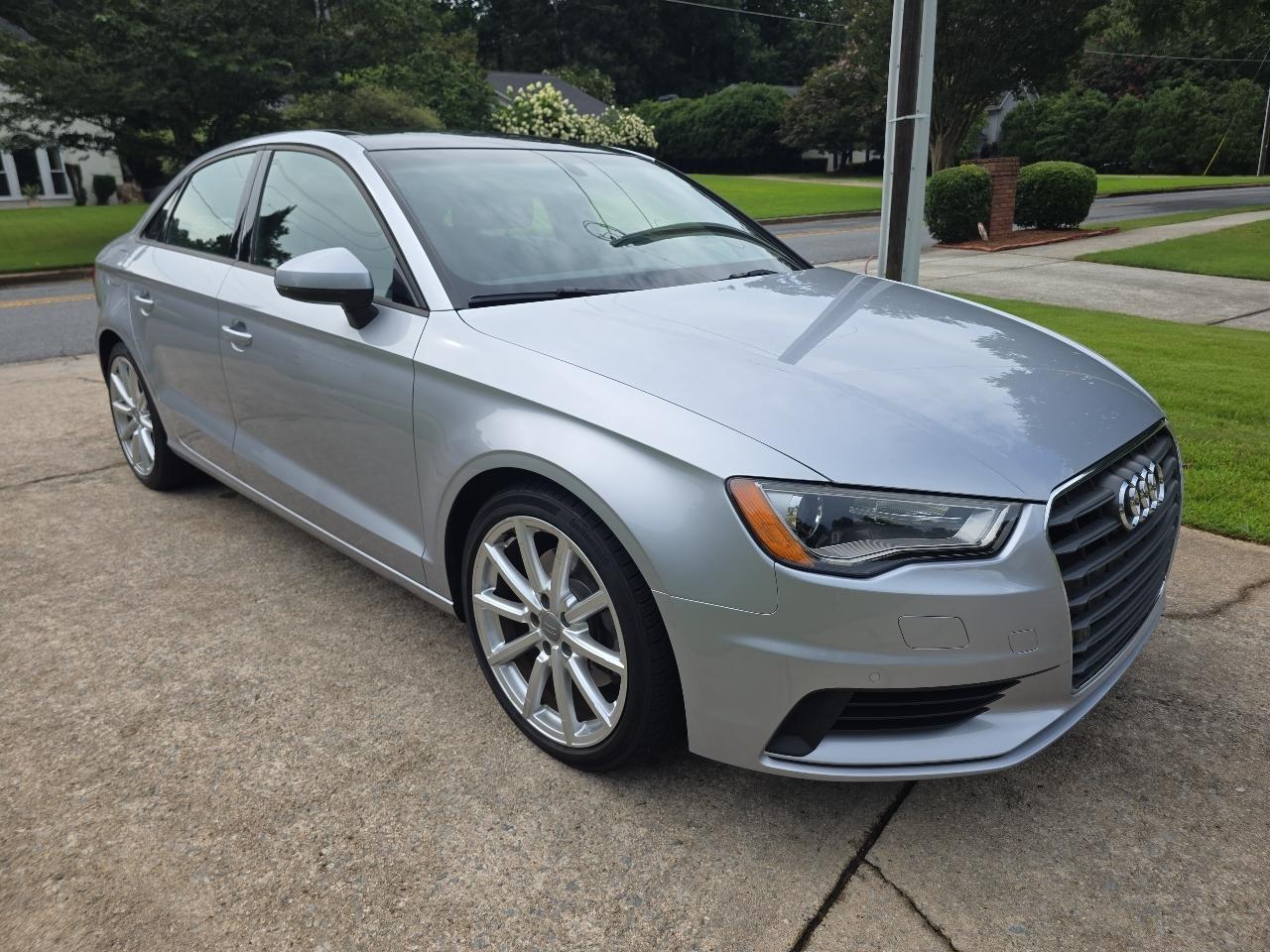 Audi A3 4dr Sdn FWD 1.8T Premium 2016